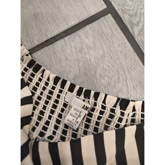 Amuse Society Striped High Waist Tie Front Pants Size Small Black Cream Cropped - Picture 2 of 5